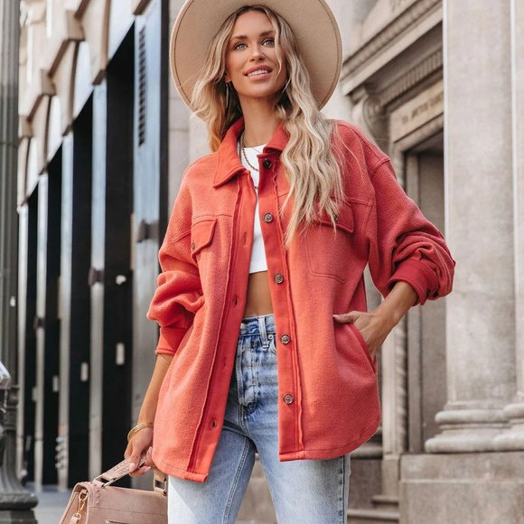 Vici Jackets & Blazers - NEW -TANAN POCKETED BUTTON DOWN FLEECE SHACKET - RUST